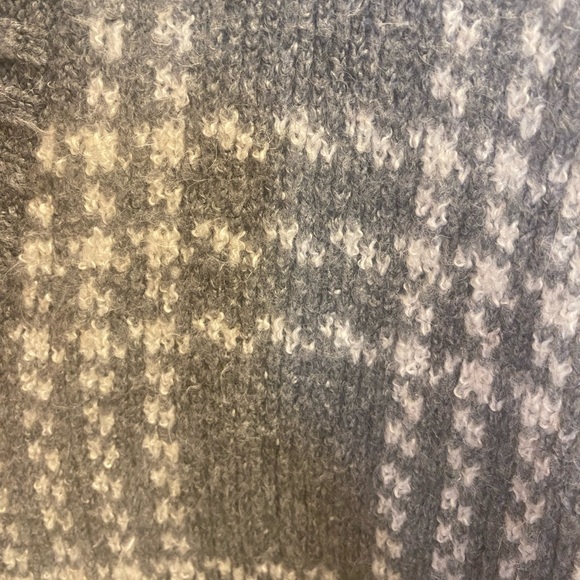 Pink Rose Gray Oversized Knit Cardigan - Picture 4 of 5